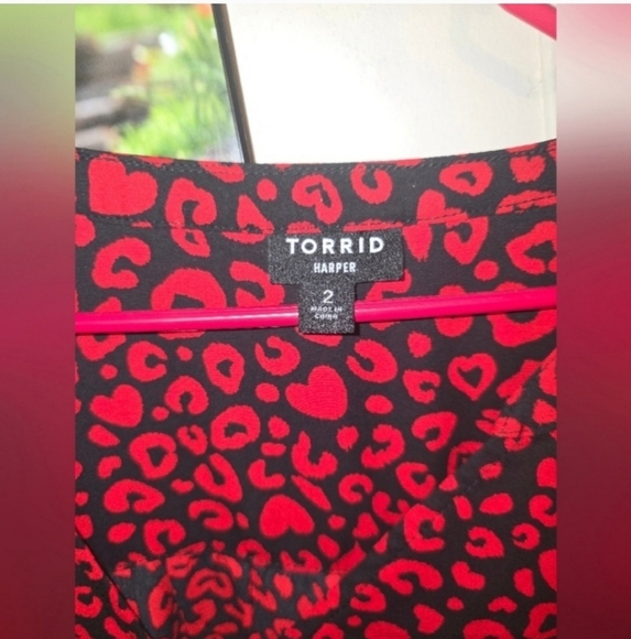 🍁🍂NWOT TORRID 2X Harper Georgette Button-Front 3/4 Sleeve Pullover Blouse - Picture 4 of 5